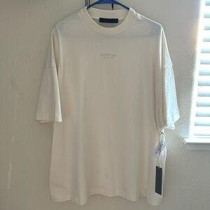 Essentials fear of god oversized tshirt